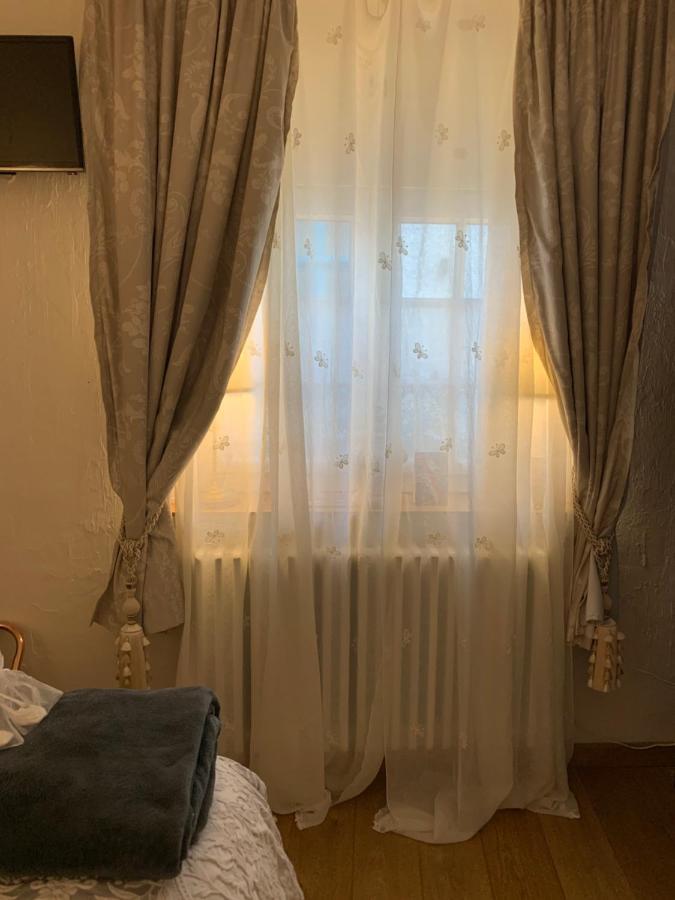 Guestsuite Lady Anna Μπριζ Εξωτερικό φωτογραφία
